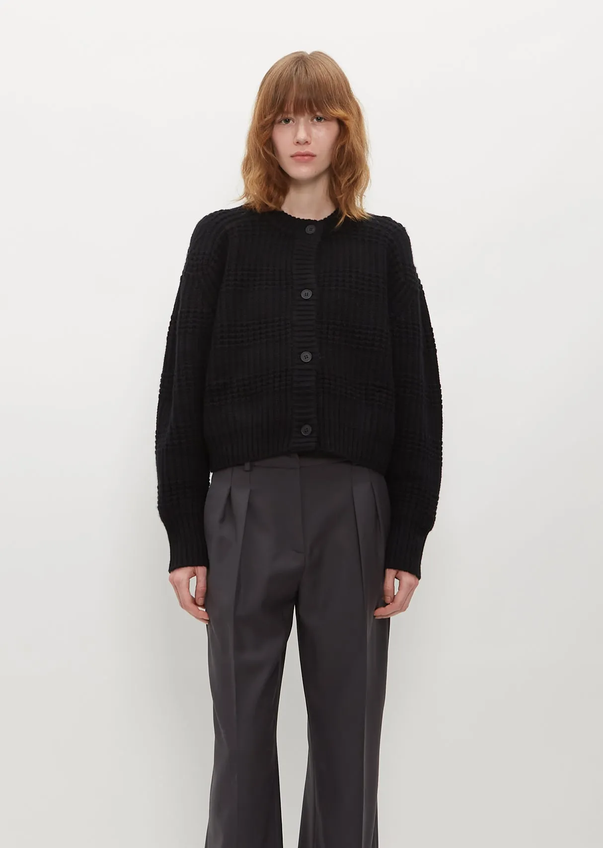 Alsta Cardigan — Black