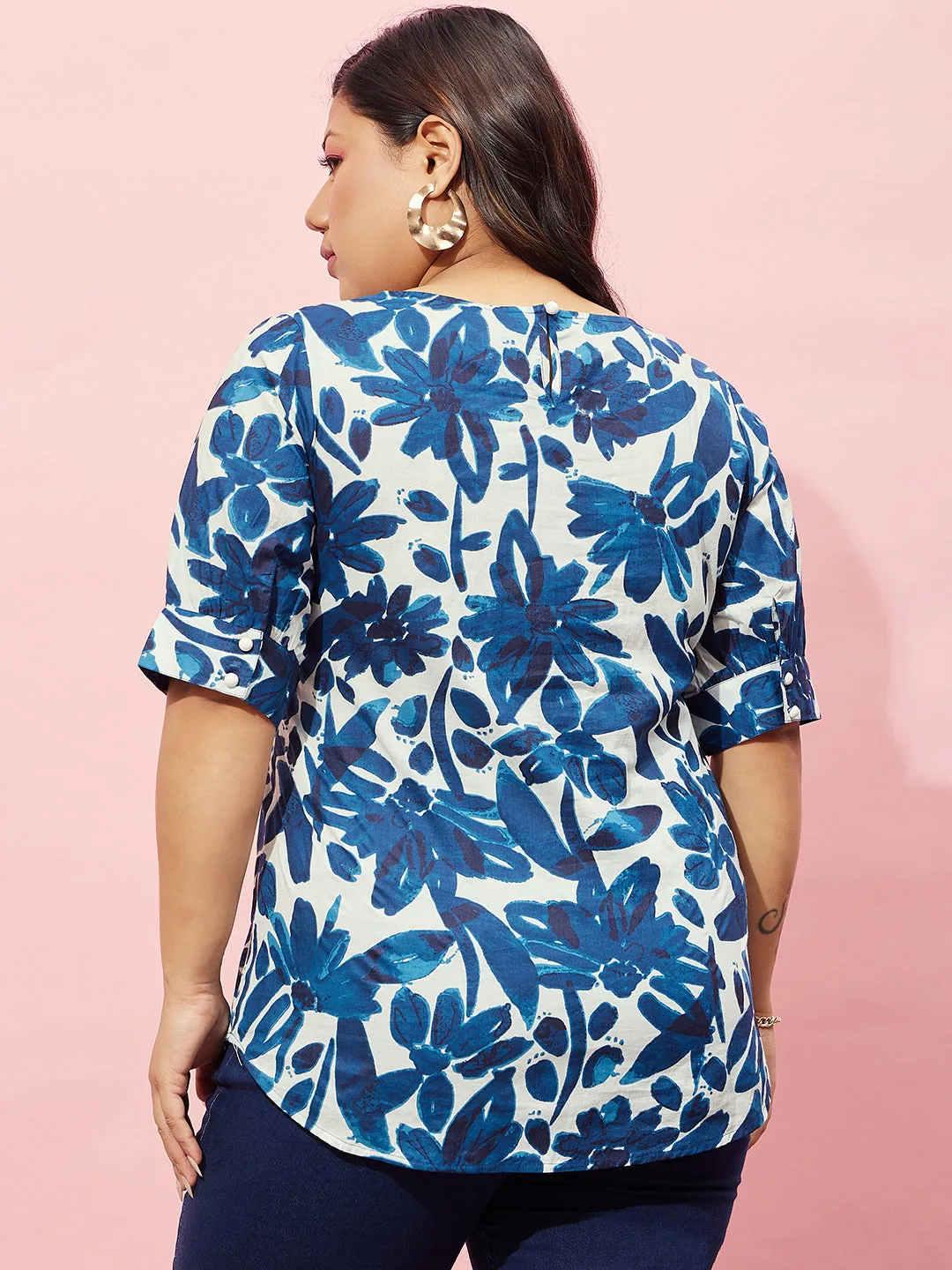 Berrylush Women Plus Size White & Navy Blue Floral Printed Round Neck Woven Cotton Regular Top