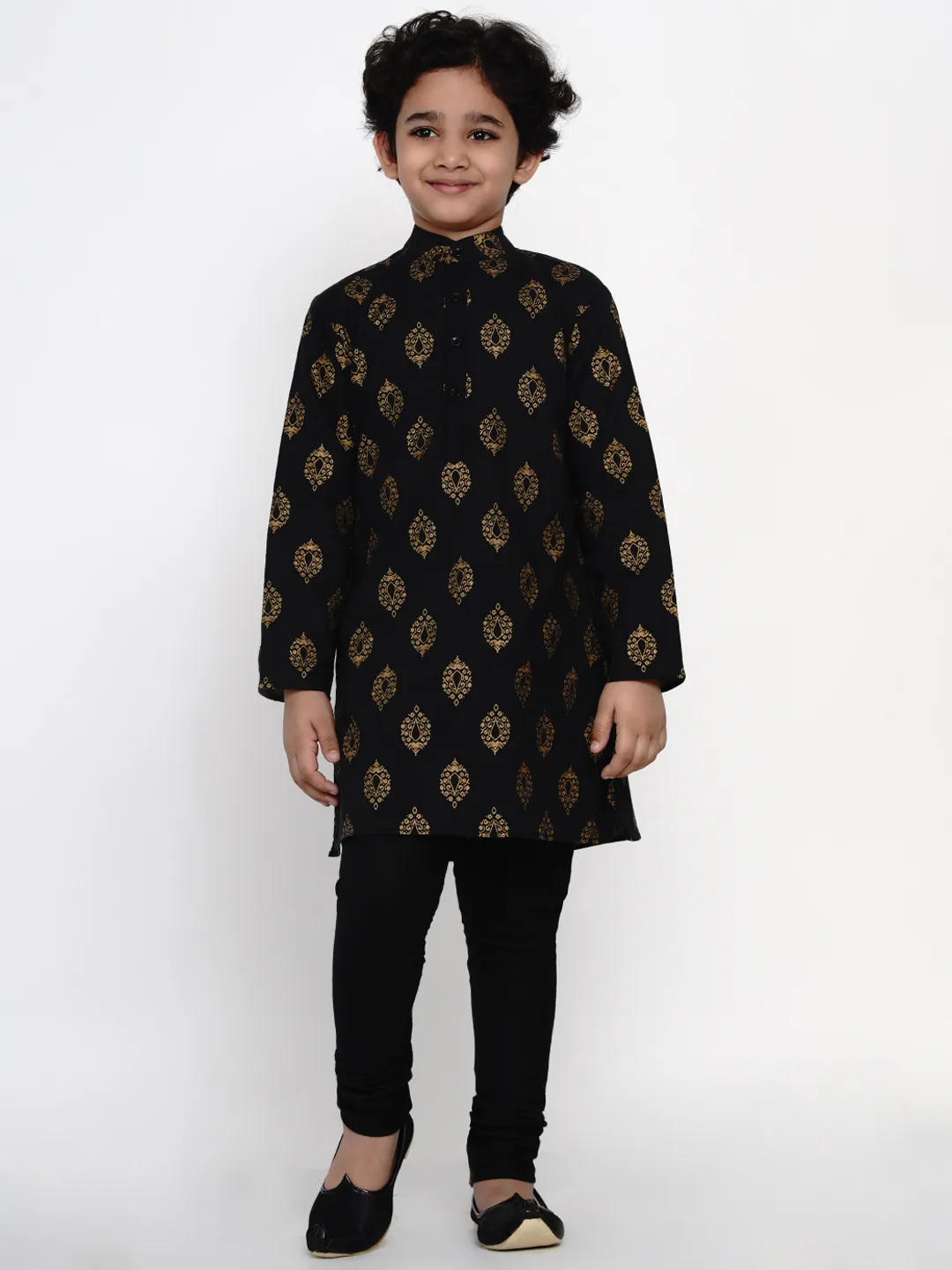 Boy's Black Kurta Pyjama Set for Boys - NOZ2TOZ KIDS