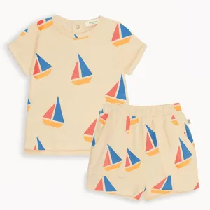 Topper & Tiller Set - Multicolour Sailboat Baby & Kids T-Shirt & Short Set